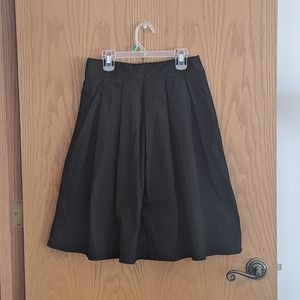 Black pleated midi skirt NWOT